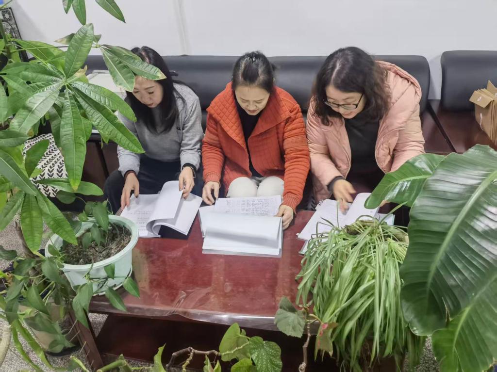 继续教育部圆满完成部门档案自查与迎检...